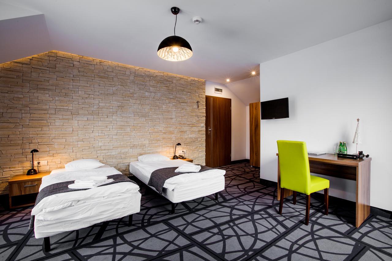 Przystan Lesniow Aparthotel Zarki Exteriör bild